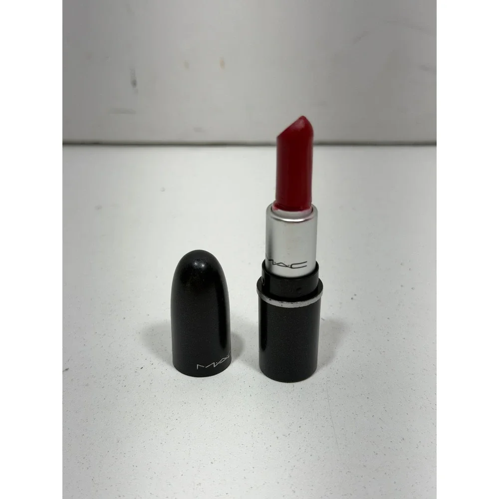 MAC Matte Lipstick Diva Deep Reddish Burgundy A10‎ MINI SIZE